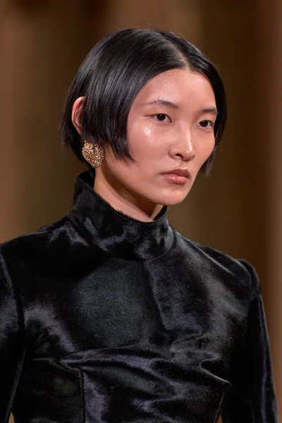 Look 93